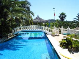 Casa En venta en Calpe, Calpe photo 0