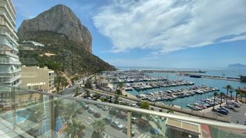 Se vende un espectacular amplio apartamento con vistas panoramicas al mar, puerto de Calpe y Peñon de Ifach photo 0