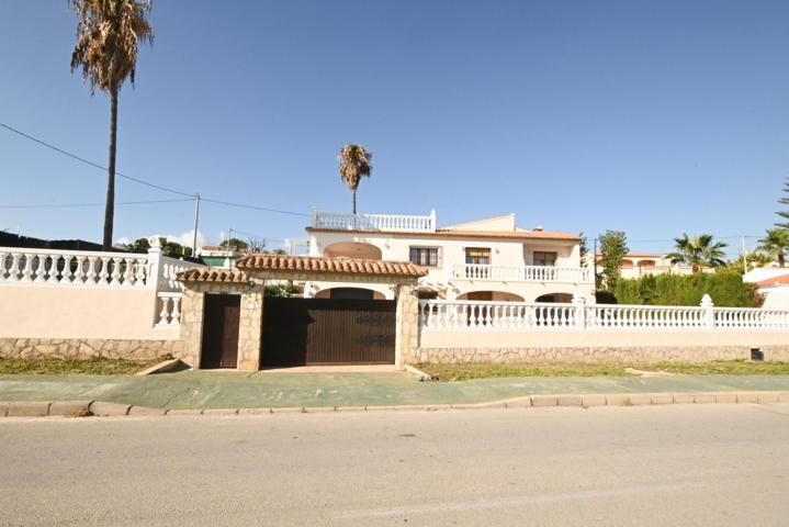 LOS ALMENDROS photo 0