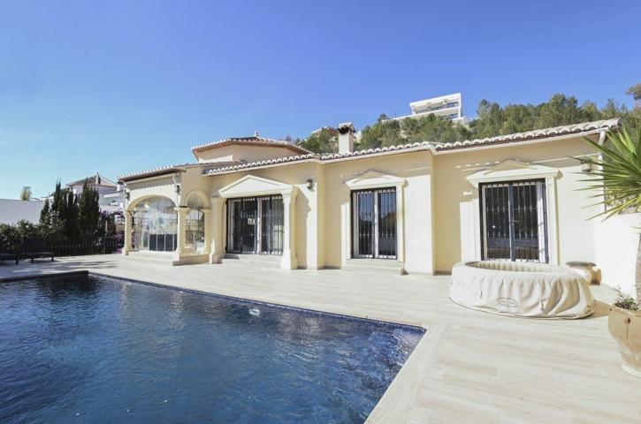 Villa familiar en La Empedrola photo 0