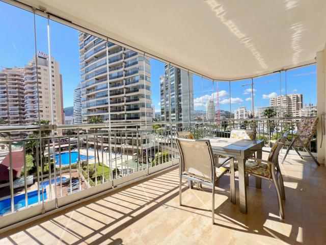 Amplio apartamento en primera línea en Calpe - Alicante photo 0
