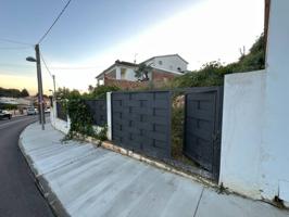 ¡Excelente oportunidad para adquirir un solar en venta en Mas trader de Cubelles! photo 0