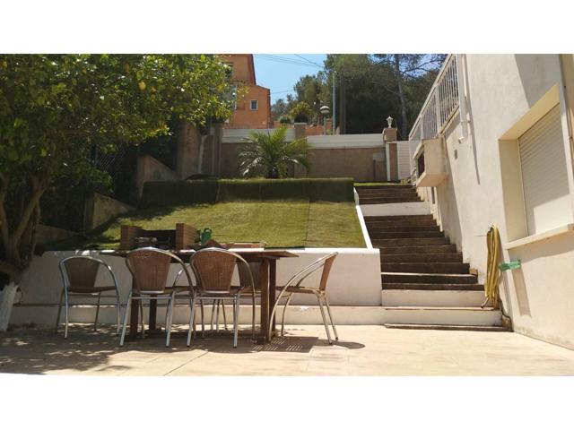 CASA INDIVIDUAL EN VENTA SITUADA EN URBANIZACIÓN MAS TRADER I DE CUBELLES. photo 0