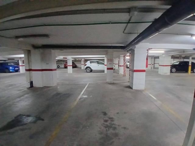 PARKING EN ZONA ESTACION!!! photo 0