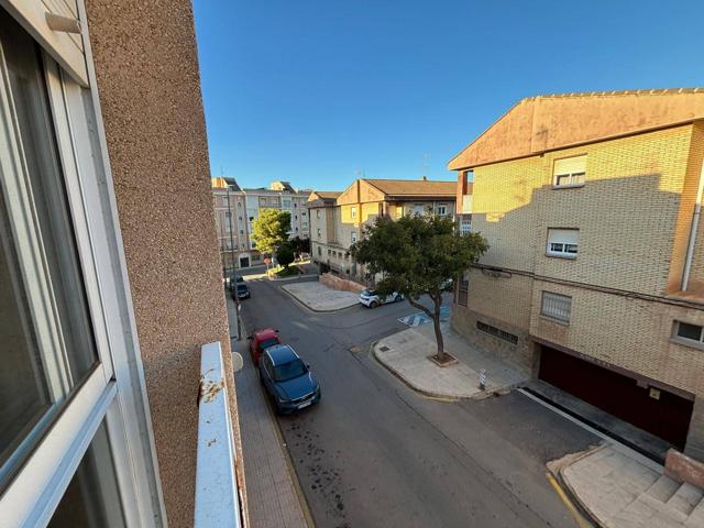 SE VENDE PISO MUY LUMINOSO, PARA ENTRAR A VIVIR EN LA UNIÓN!!!CON PLAZA DE GARAJE Y TRASTERO photo 0