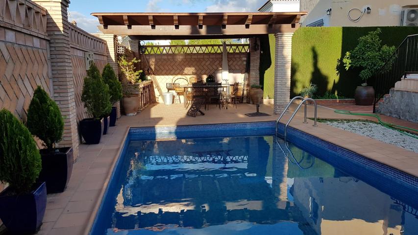 Chalet en Ogijares photo 0