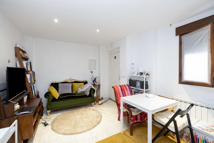 Casa de 2 dormitorios junto avenida Cervantes photo 0