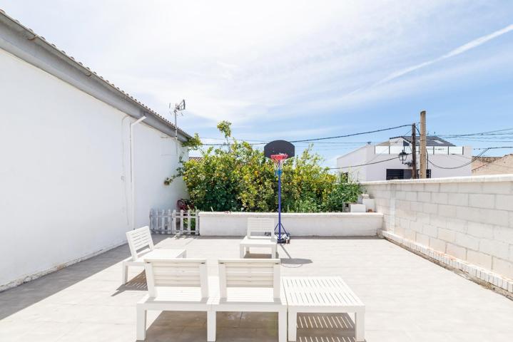 VIVIENDA EN PLANTA BAJA CON MÁS DE 300 METROS DE SOLAR photo 0