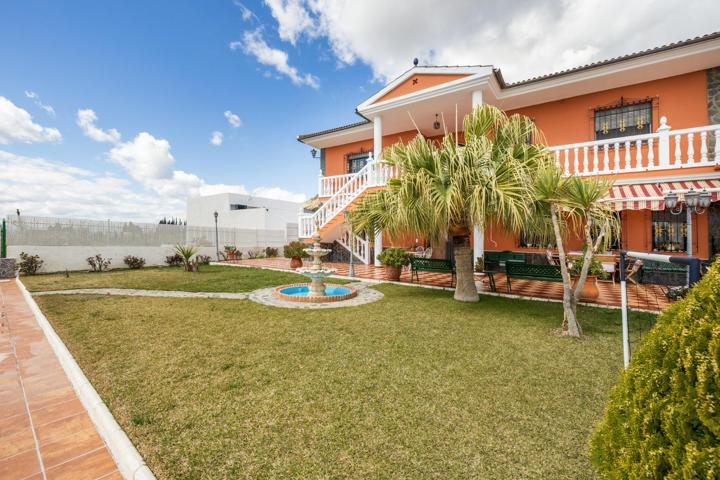 🏡 ESPECTACULAR CASA INDEPENDIENTE EN ATARFE CON PISCINA 🏡 photo 0