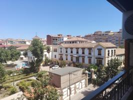 SE ALQUILA ESTUPENDO PISO DE 3 DORMITORIOS EN CALLE OBISPO HURTADO EN GRANADA photo 0