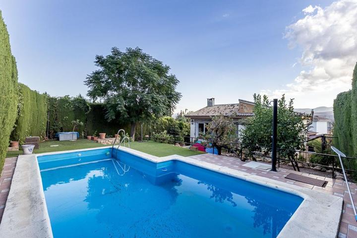 🏡 Chalet independiente con piscina en Urbanización El Puntal photo 0