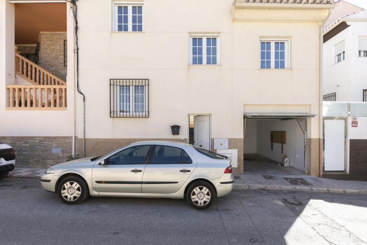 ESTUPENDA CASA EN GÜEVEJAR photo 0
