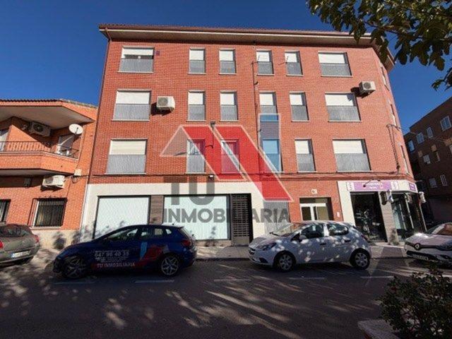 Piso En venta en Cl Juan De Avila, 28, Fuensalida photo 0