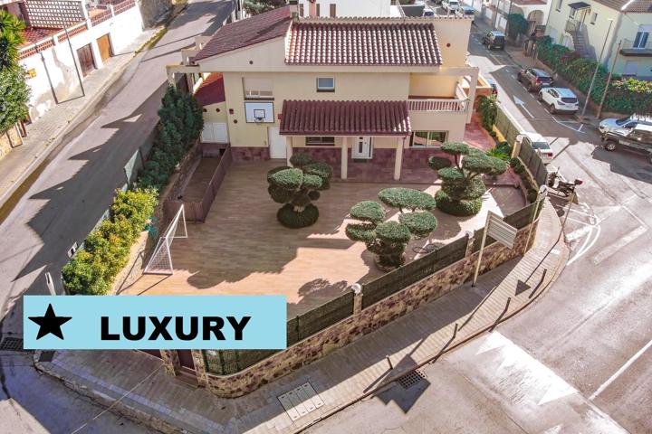 Fantástica casa de diseño en la zona de la Cuana en Roses, Alto Ampurdán. photo 0