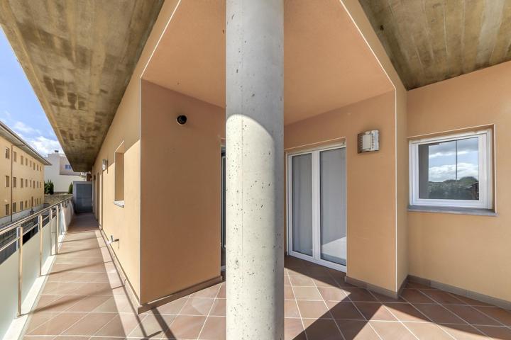 Apartamento con terraza, ascensor y parking en el centro del pueblo de l'Escala photo 0