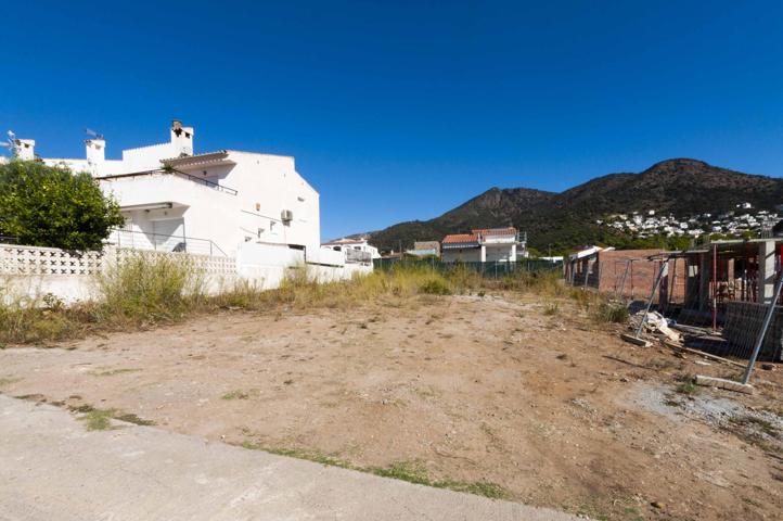 ¡Construye tu nueva casa a sólo unos minutos de la playa! ¡Buena oportunidad! photo 0