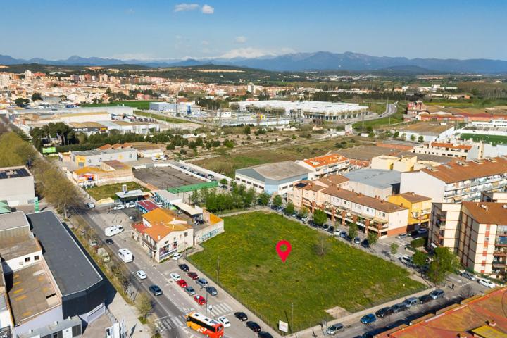 Terreno Urbanizable En venta en Poble Nou - Olivar Gran, Figueres photo 0