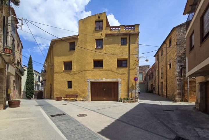Casa semireformada en Peralada, Alt Empordà. photo 0