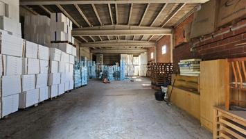 Nave o almacén en venta en Vilabertran. Alt Empordà. photo 0