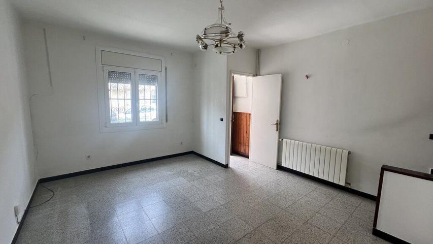 Casa En venta en Pirineo De Girona, Vilafant photo 0