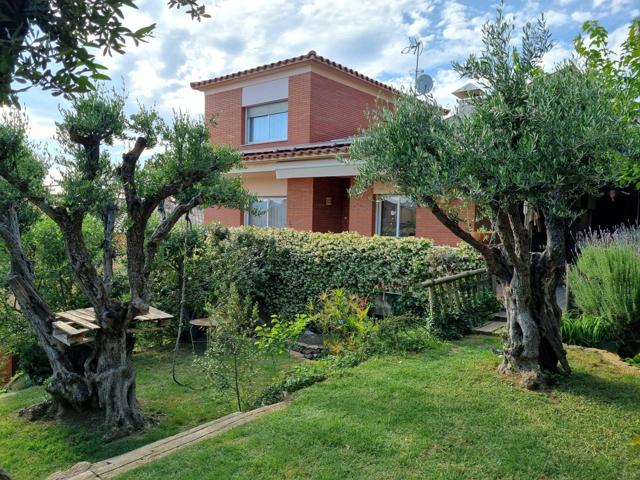 Espectacular casa en la Bisbal d'Empordà, baix Empordà. photo 0