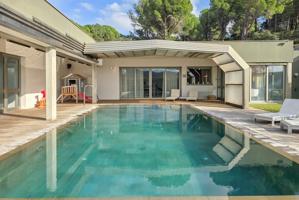 Exclusiva vivienda de alto standing en La Jonquera. photo 0