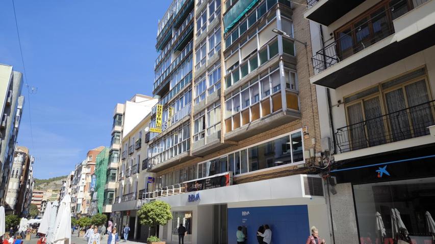 OFICINA EN PLENO CENTRO EN ALQUILER photo 0