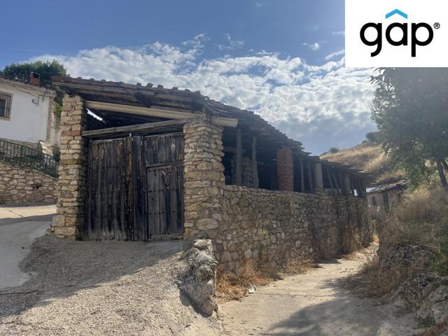 ALMACEN EN VENTA EN FUENTES photo 0