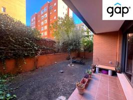 PISO EN VENTA CON JARDÍN. GARAJE Y TRASTERO INCLUIDOS. photo 0