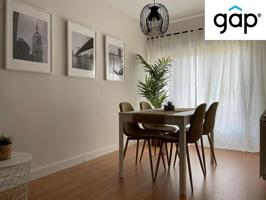 IMPECABLE PISO EN ALQUILER. ZONA CENTRO. photo 0