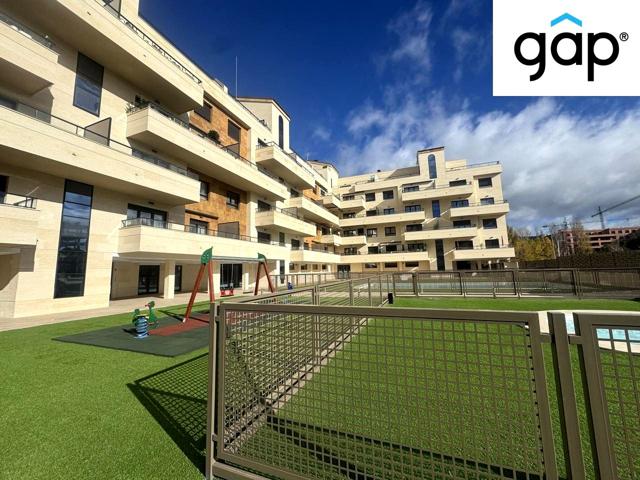 IMPECABLE PISO EN ALQUILER photo 0