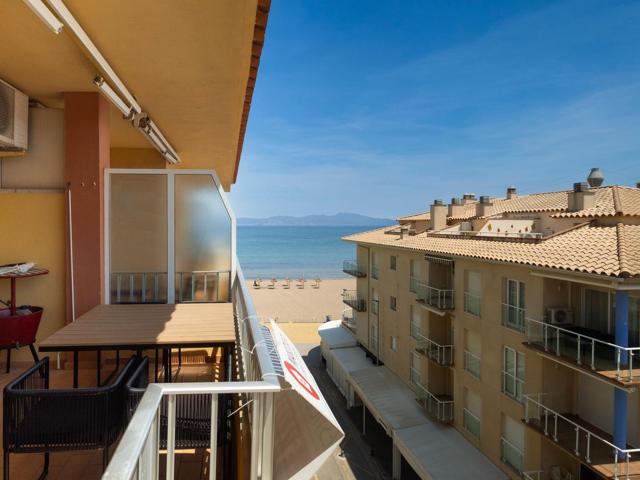 Piso con vistas al mar y a pocos pasos de la playa photo 0