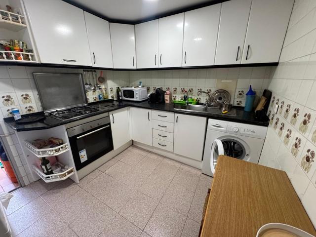 Vivienda de 3 habitaciones photo 0