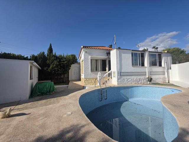 CHALET INDEPENDIENTE LA NUCÍA photo 0