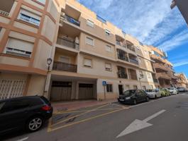 Se vende piso a unos 300 metros del puerto de Garrucha photo 0
