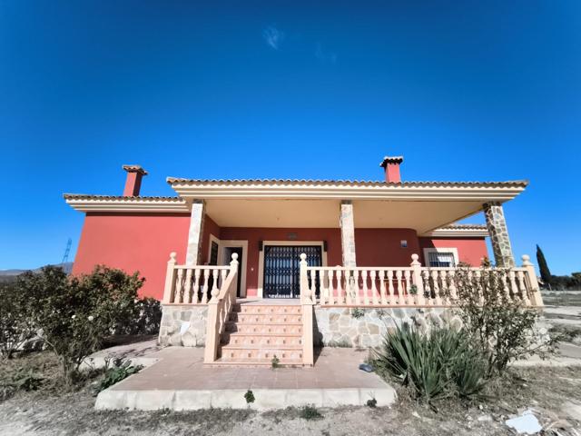 SE VENDE CHALET INDEPENDIENTE EN ZONA CACHAP - CREVILLENTE photo 0