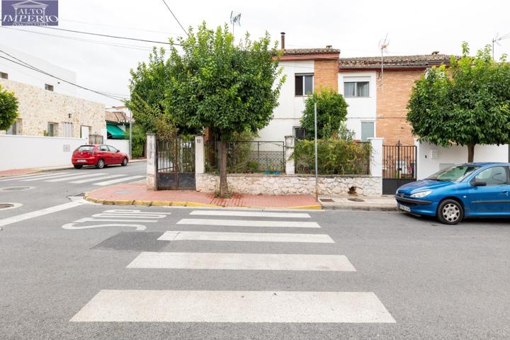 Oportunidad única en Peligros: pareada en esquina con garaje y patio delantero, muy bien ubicada photo 0