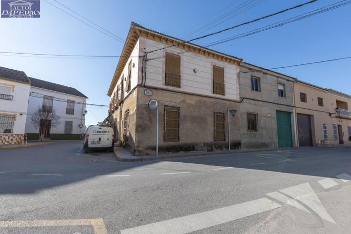 VIVIENDA A REFORMAR EN EL CENTRO DE FUENTE VAQUEROS photo 0