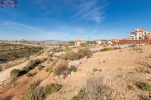Venta de parcela urbana en Otura (Zona Santa Clara Golf) photo 0