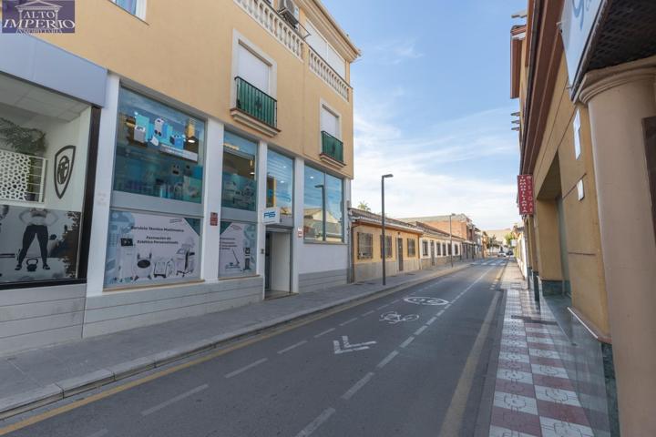 ¡OPORTUNIDAD! ¡LOCAL COMERCIAL TOTALMENTE REFORMADO EN LA MEJOR ZONA DE CULLAR VEGA! photo 0