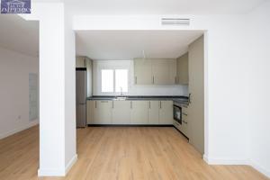 Apartameno de dos dormitorios en La Zubia. photo 0