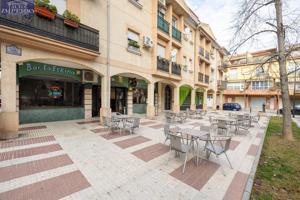 ¡Oportunidad Única! Bar Cafeteria Equipado con Terraza en Ubicación Estratégica en Maracena photo 0
