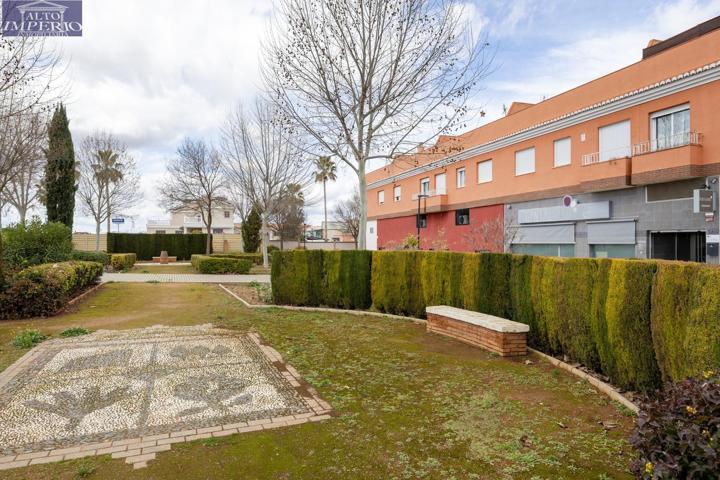 GRAN LOCAL EN VENTA EN GRANADA - AEROPUERTO photo 0