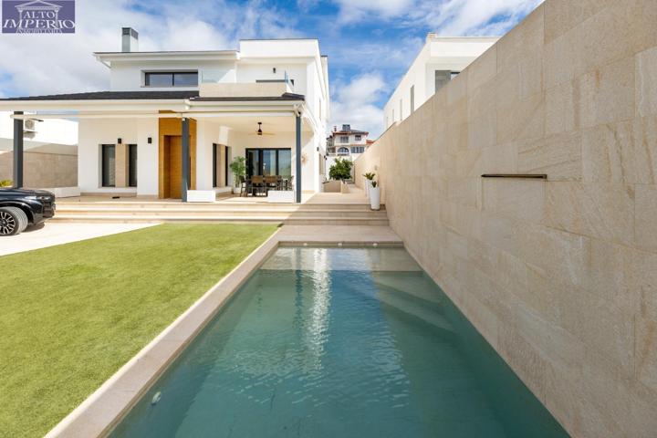 Increíble casa de lujo en Urbanización Monteluz photo 0
