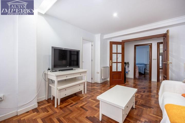 ¡MAGNIFICO PISO MUY LUMINOSO DE 155 M2 EN PAJARITOS! photo 0