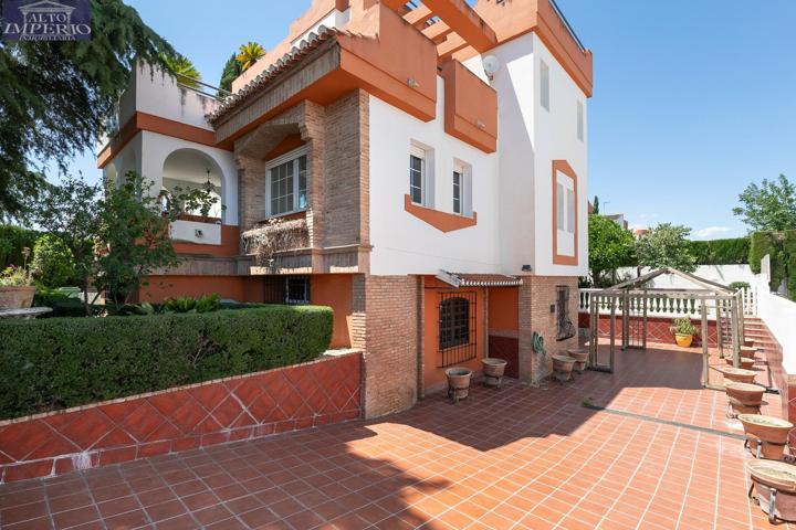 Fantástica casa en Urbanización El Carmelo photo 0