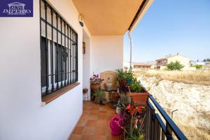 Piso En venta en Vega De Granada Zona Noroeste, Pinos Puente photo 0
