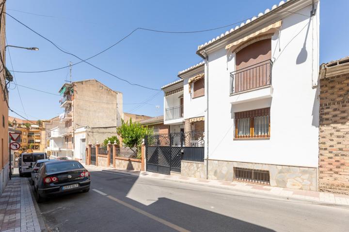 🏡 Gran casa familiar con 7 dormitorios y terraza photo 0