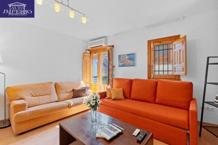 BONITO APARTAMENTO EN CALLE ELVIRA photo 0