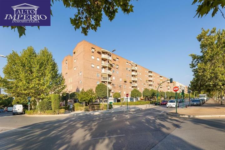 HOGAR IDEAL. 4 Dormitorios. Garaje. Calefacción. Vistas despejadas photo 0
